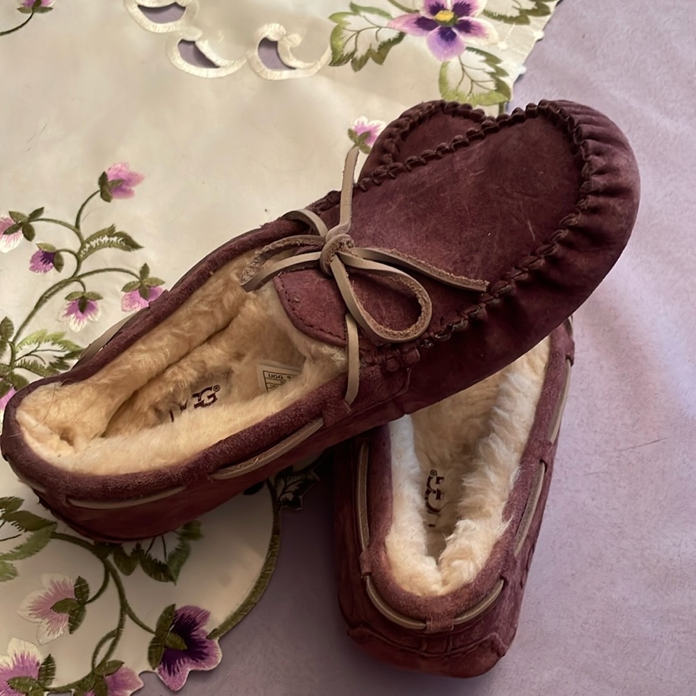 Ugg slippers